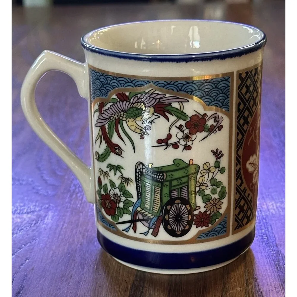 Japanese Imari Style Porcelain Mug Red Green‎ Blue Gold 4” Vintage